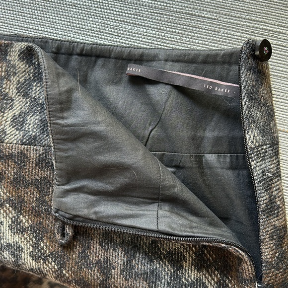Ted Baker London Wool A-line Skirt - Picture 3 of 7